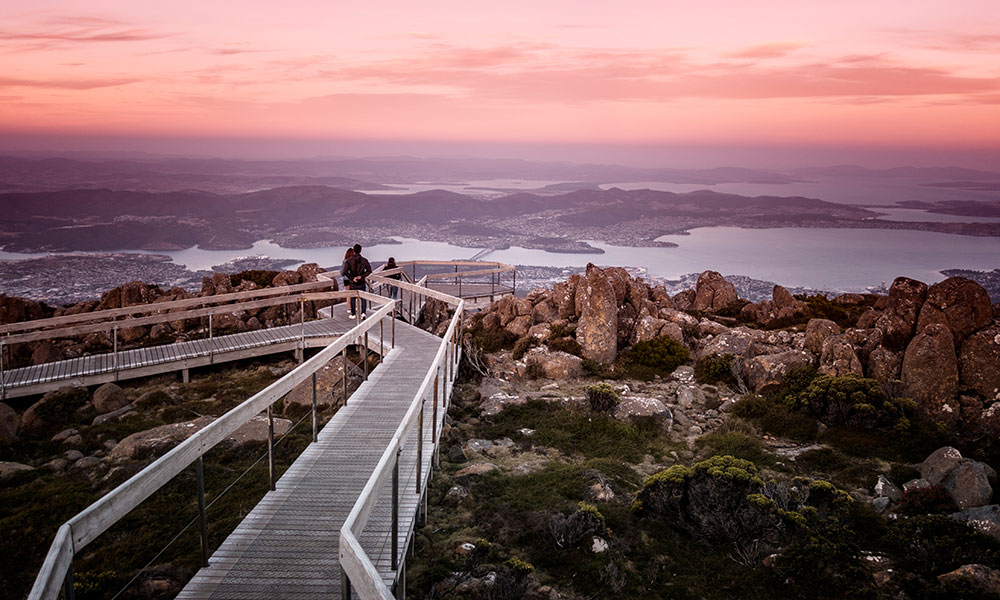The view over Hobart from Mt Wellington