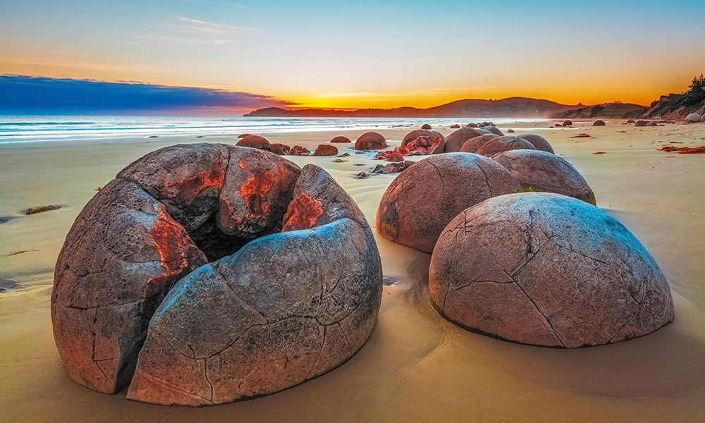 Moeraki Boulders
