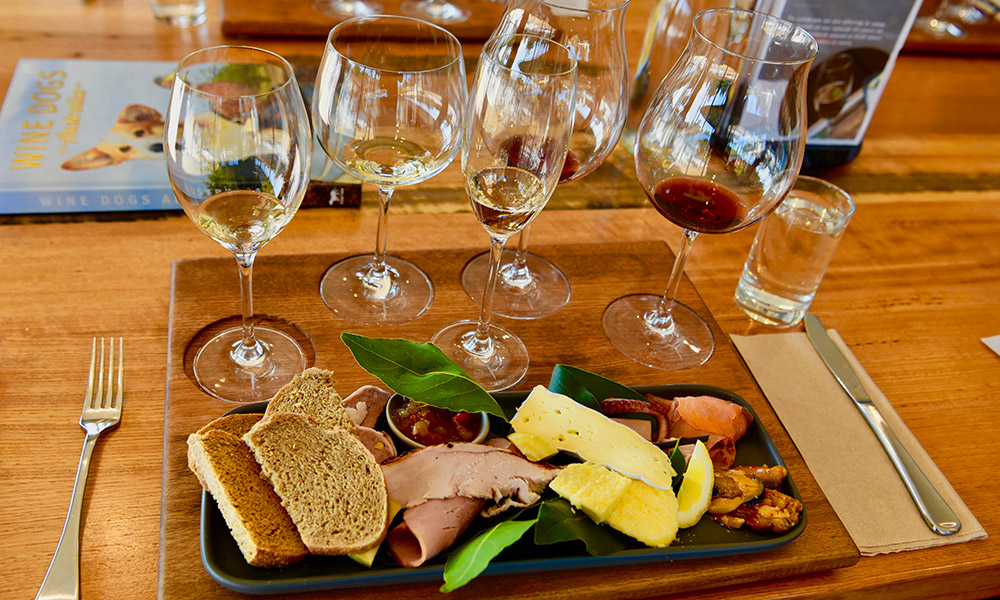 Food and wine tasting in the Coal Valley