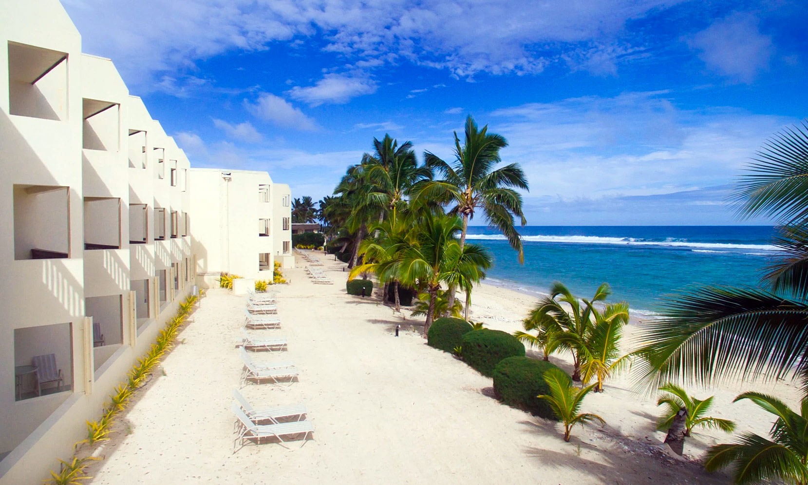 Deluxe Beachfront Room